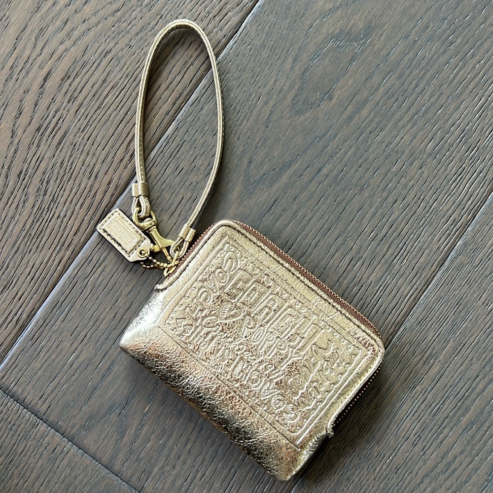 Coach Poppy Gold Wristlet Wallet NWT
